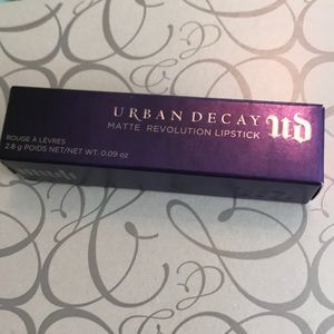 Urban decay full size brand new bad blood lipstick